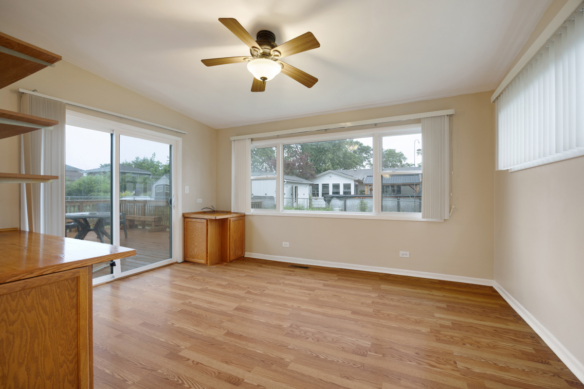 46 Avon Road Elk Grove Village, IL 60007 - Photo 11 of 24