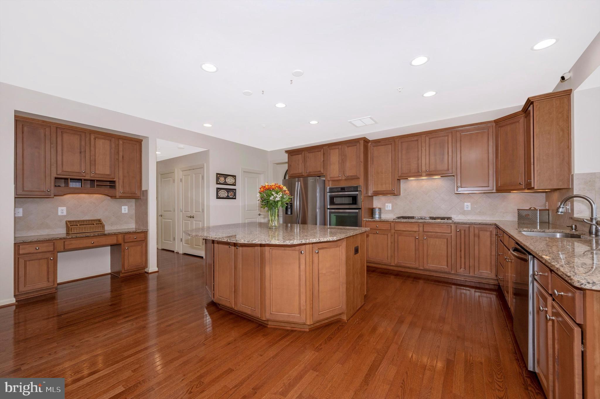 17524 West Willard Road Poolesville, MD 20837 - Photo 7 of 82 Gallery Image 7