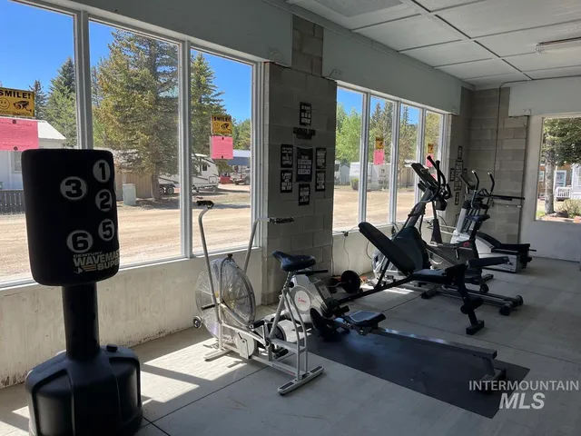 $110,000 | 25 F Street, Cascade, ID 83611