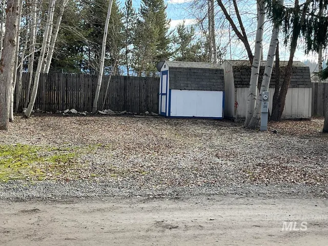 $110,000 | 25 F Street, Cascade, ID 83611