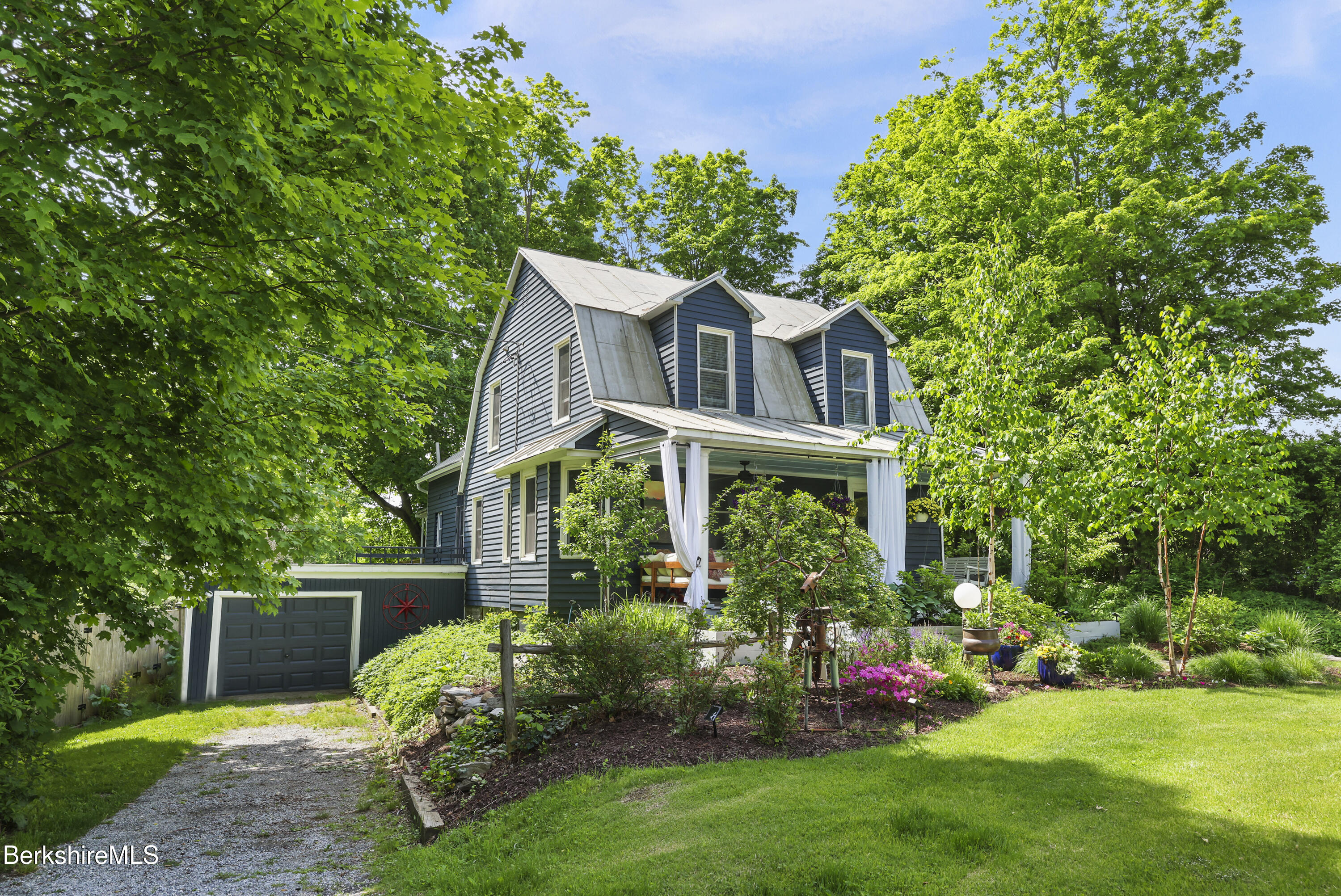 4 Lenox Road West Stockbridge, MA 01266 - Photo 4 of 42 5 Exterior Front