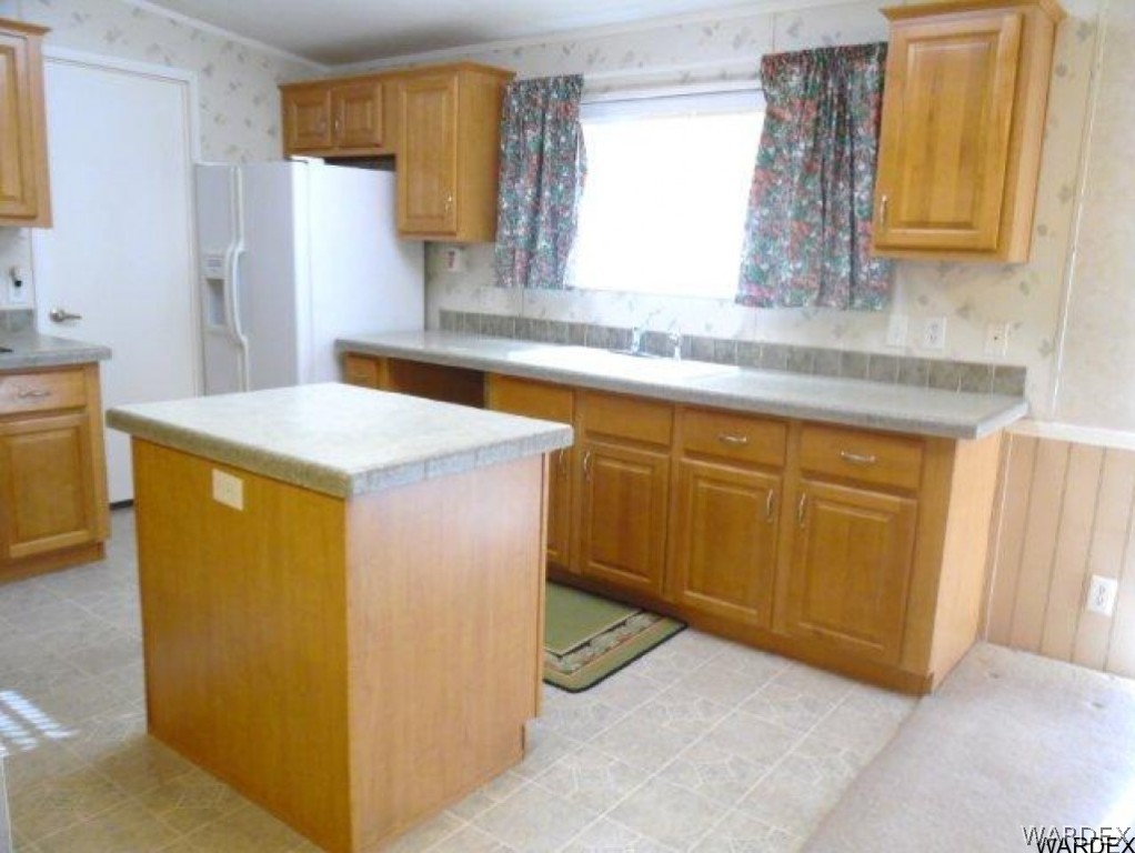 3645 Glen Canyon Road Golden Valley, AZ 86413 - Photo 8 of 22 Kitchen
