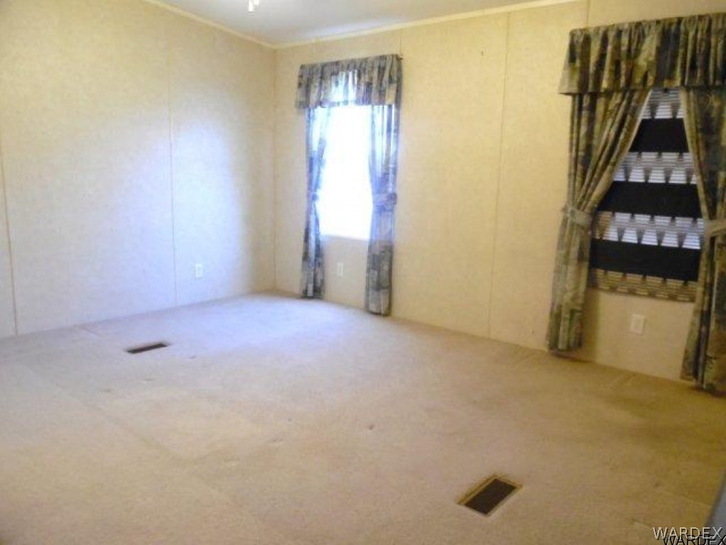 3645 Glen Canyon Road Golden Valley, AZ 86413 - Photo 10 of 22 Master Bedroom