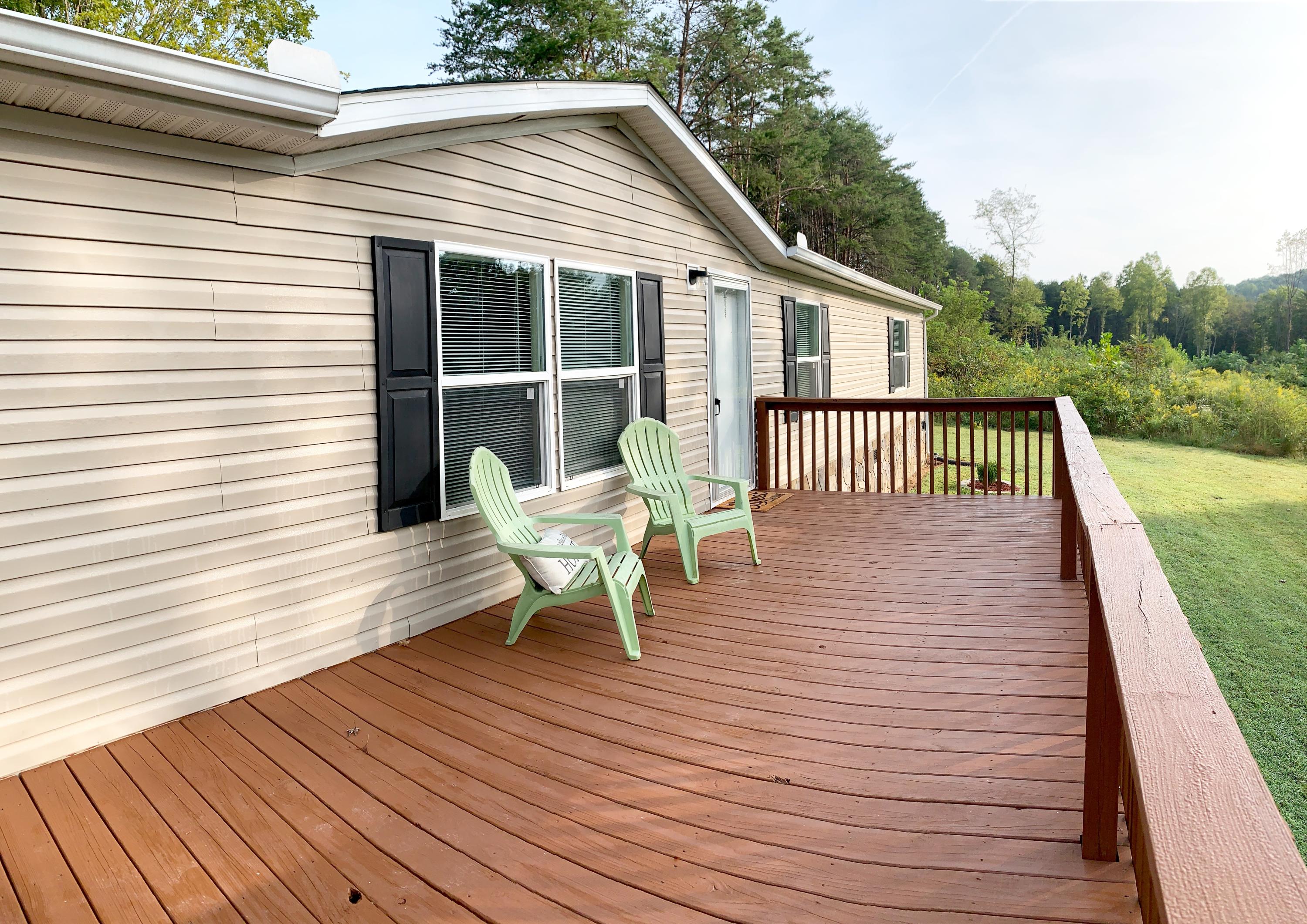 4732 Shipe Road Corryton, TN 37721 - Photo 3 of 23 IMG_5583
