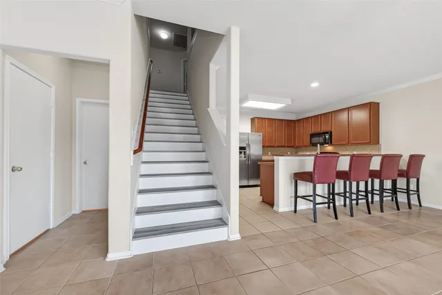 $2,850 | 19038 Winding Stream Lane, Houston, TX 77084