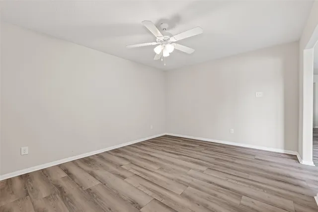 $2,850 | 19038 Winding Stream Lane, Houston, TX 77084