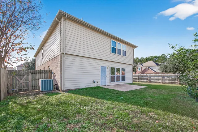 $2,850 | 19038 Winding Stream Lane, Houston, TX 77084