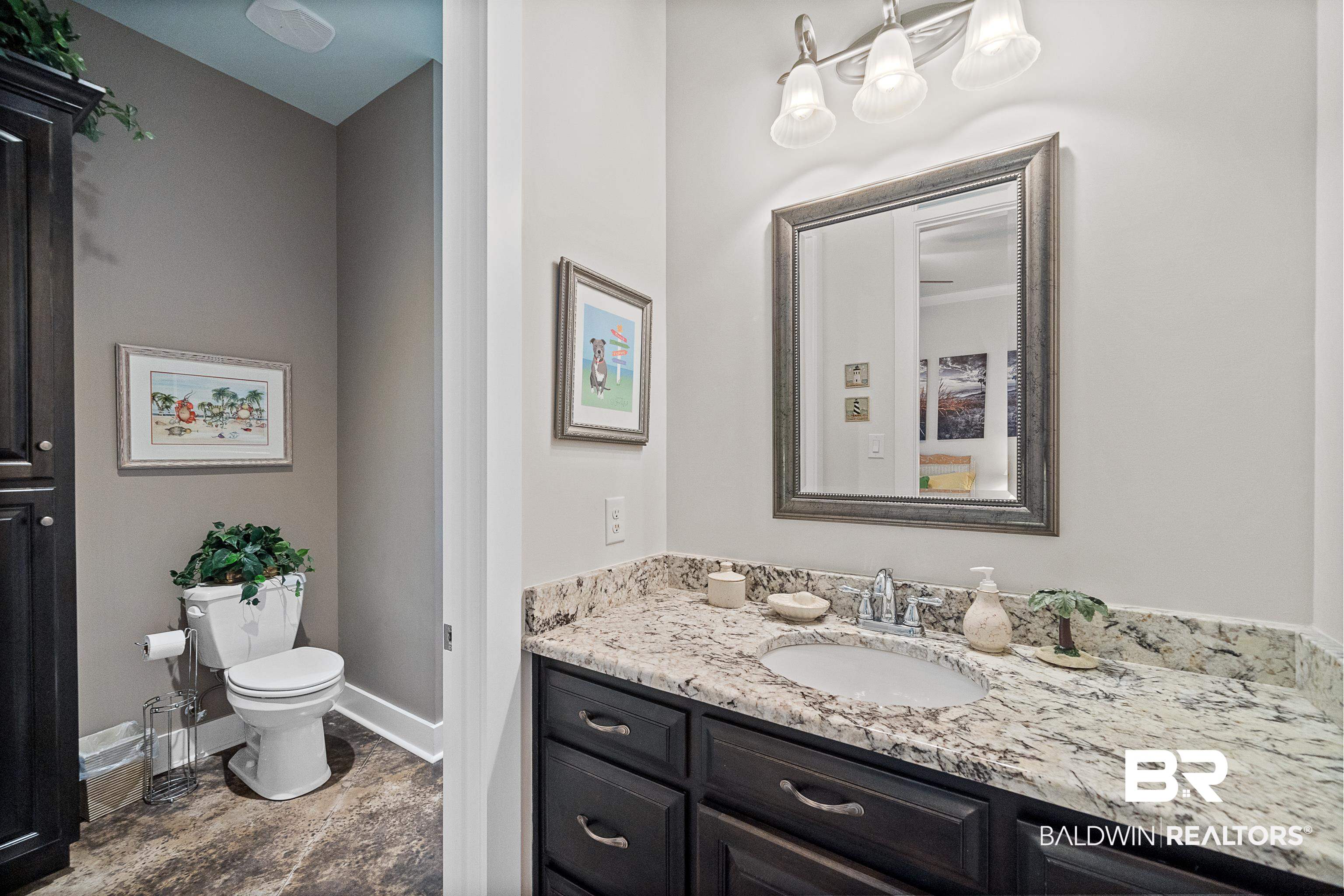 585 Falling Water Boulevard Fairhope, AL 36532 - Photo 28 of 67 Jack and Jill Bath