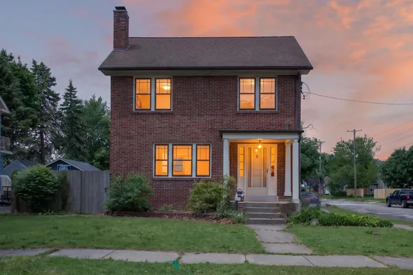 $179,900 | 716 Sixth Street, Jackson, MI 49203