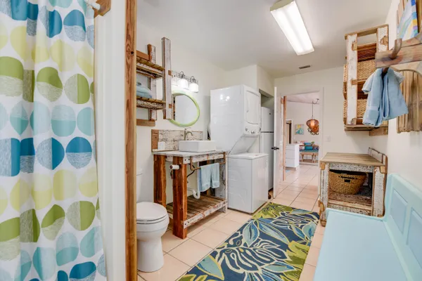 $1,250,000 | 20868 5th Avenue West, Cudjoe, FL 33042