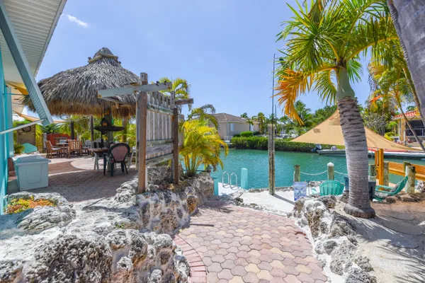 $1,250,000 | 20868 5th Avenue West, Cudjoe, FL 33042