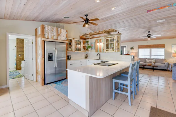 $1,250,000 | 20868 5th Avenue West, Cudjoe, FL 33042