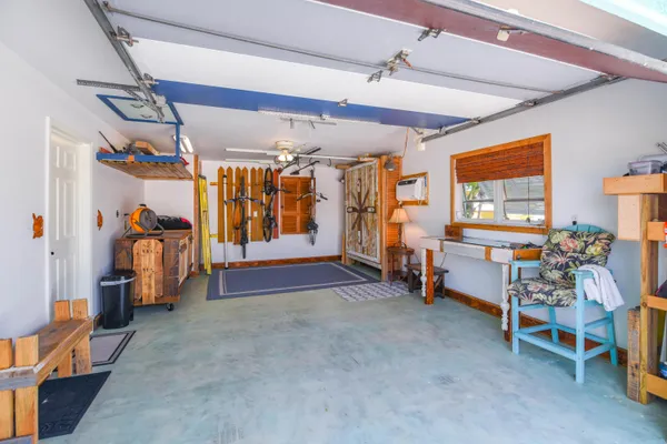 $1,250,000 | 20868 5th Avenue West, Cudjoe, FL 33042