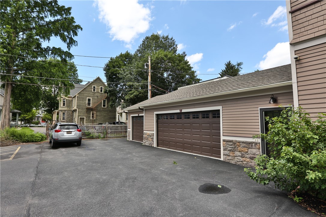 71 Rutgers Street Rochester, NY 14607 - Photo 8 of 22 Gallery Image 8