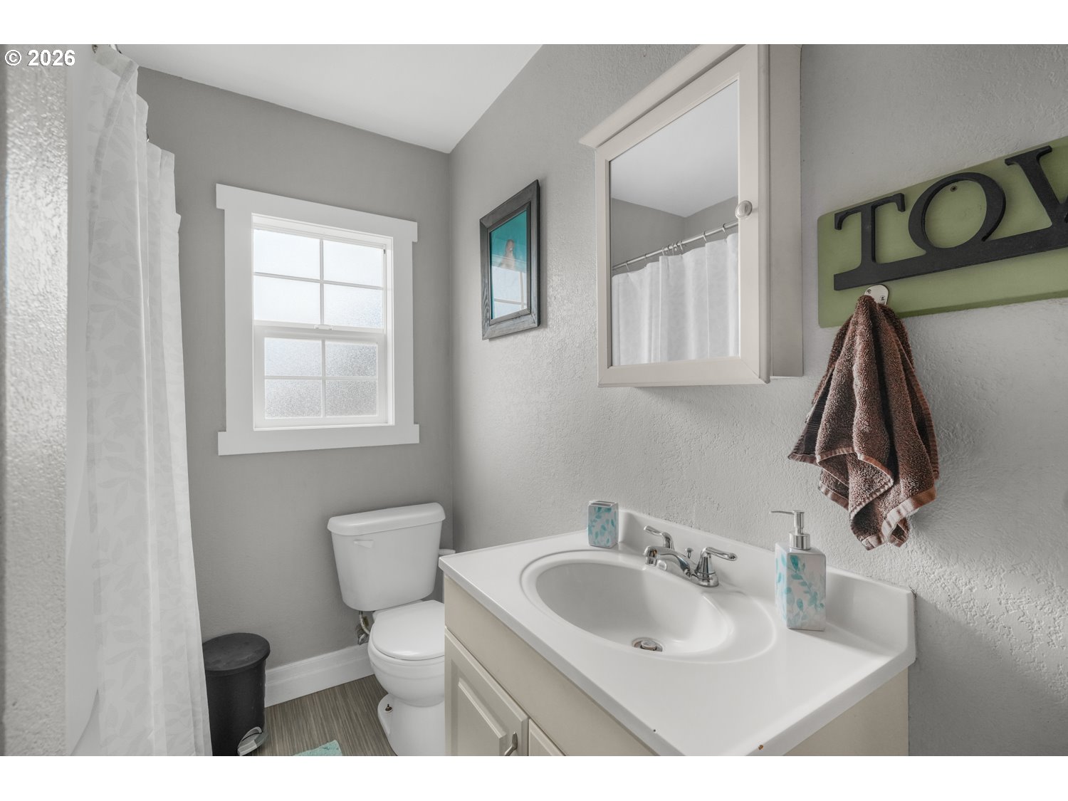 156 Damron Road Mossyrock, WA 98564 - Photo 18 of 34 a bathroom with a sink and a toilet