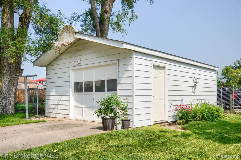219 East Rising Street Davison, MI 48423 - Photo 25 of 27