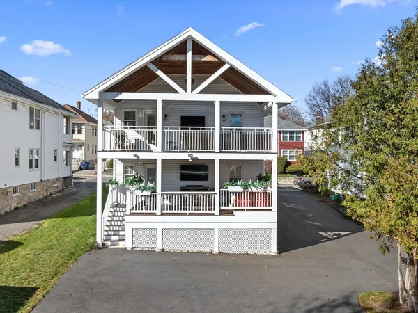 $1,200,000 | 11 Hillview Avenue, Boston, MA 02131