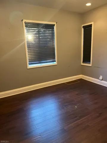 $2,150 | 300 East 6th Street, Unit 1, Plainfield, NJ 07060