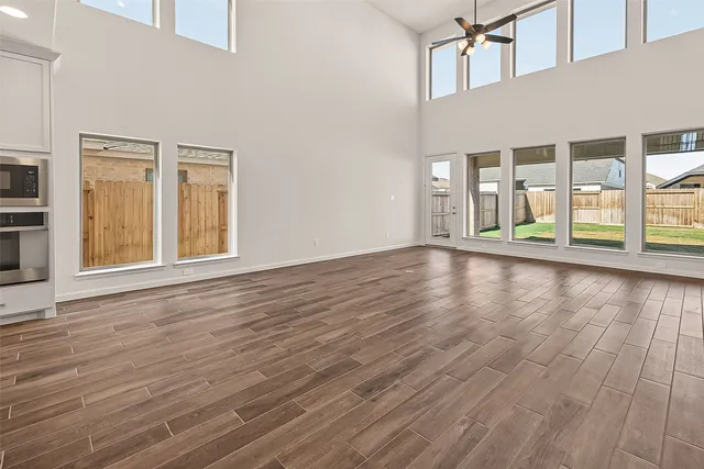 $3,700 | 407 Mercury Sky Road, Richmond, TX 77406