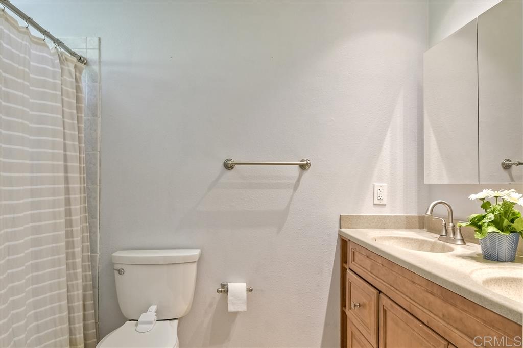 1636 Burgundy Road Encinitas, CA 92024 - Photo 13 of 25