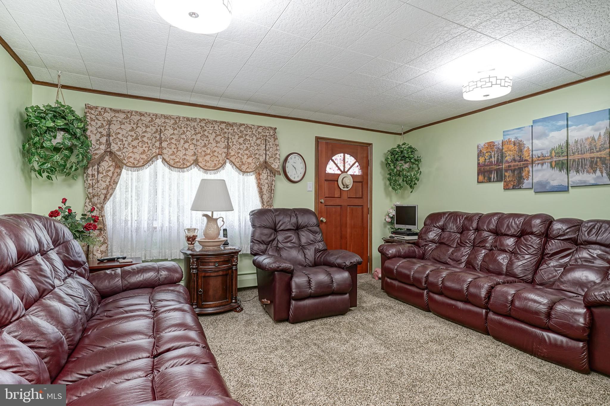 3211 Brookdale Road Philadelphia, PA 19114 - Photo 11 of 29 Gallery Image 11