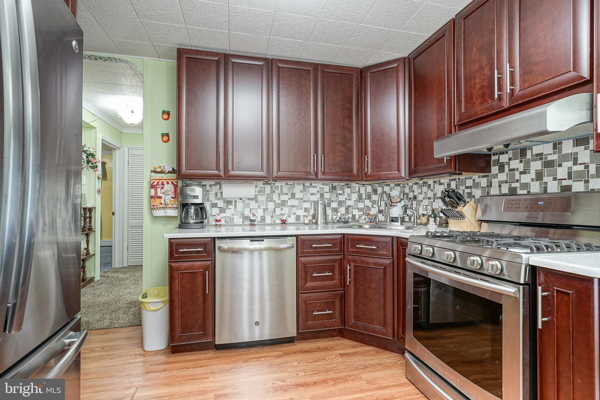 3211 Brookdale Road Philadelphia, PA 19114 - Photo 5 of 29 Gallery Image 5