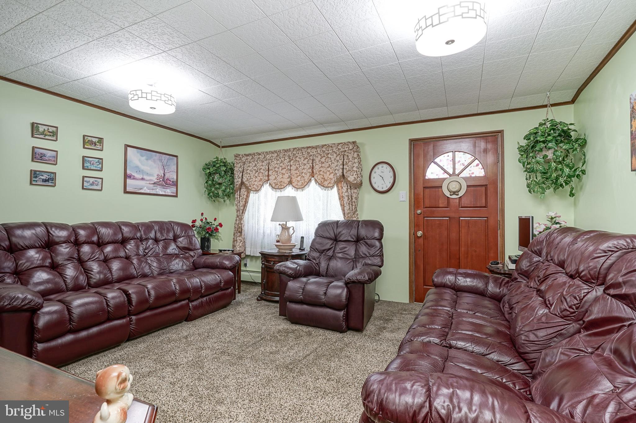 3211 Brookdale Road Philadelphia, PA 19114 - Photo 10 of 29 Gallery Image 10