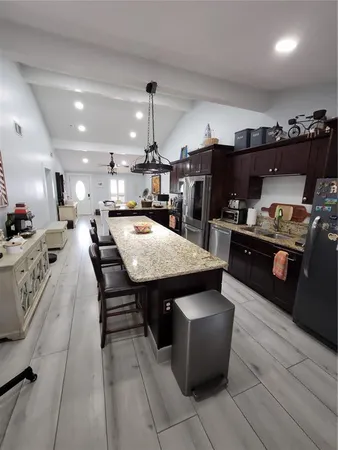 $3,650 | 8320 Woodlake Place, Tampa, FL 33615