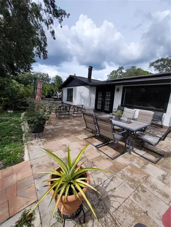 $3,650 | 8320 Woodlake Place, Tampa, FL 33615