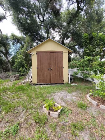 $3,650 | 8320 Woodlake Place, Tampa, FL 33615