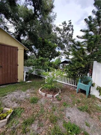$3,650 | 8320 Woodlake Place, Tampa, FL 33615