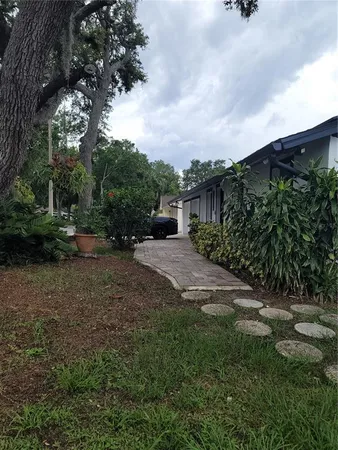 $3,650 | 8320 Woodlake Place, Tampa, FL 33615