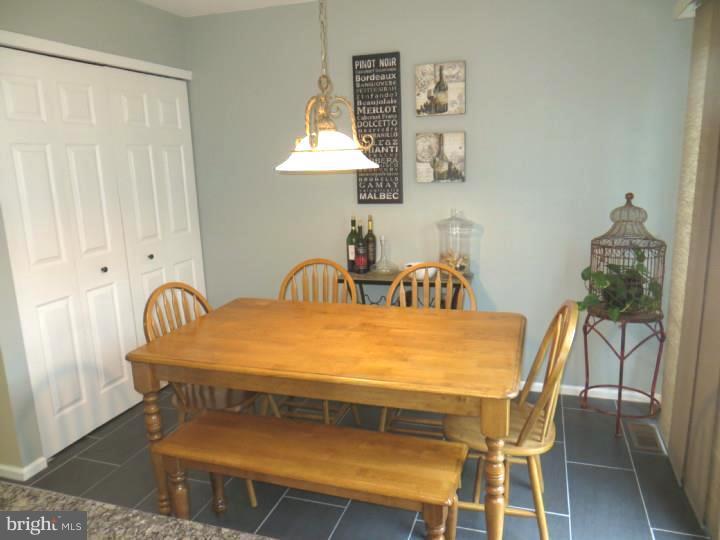 64 Charing Cross Road, Unit 31 Doylestown, PA 18901 - Photo 14 of 25 Kitchen