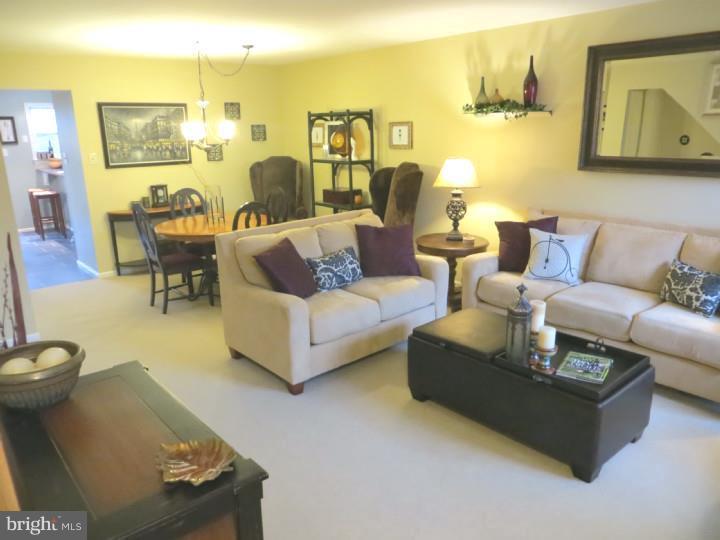 64 Charing Cross Road, Unit 31 Doylestown, PA 18901 - Photo 8 of 25 Living Room
