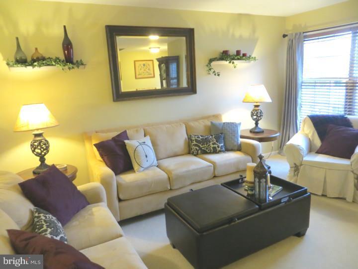 64 Charing Cross Road, Unit 31 Doylestown, PA 18901 - Photo 9 of 25 Living Room