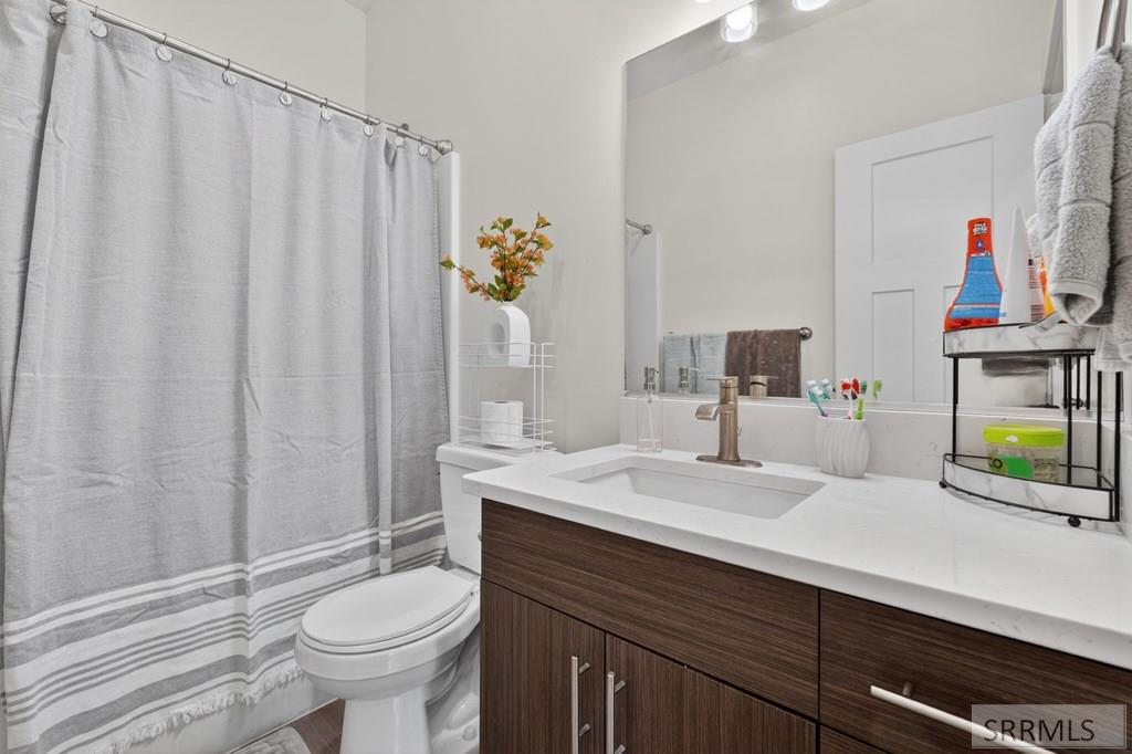 1578 Surprise Valley Road Pocatello, ID 83201 - Photo 18 of 32