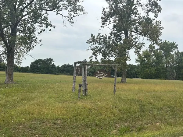 $50,000 | 2227 & 2228 Lake, Gallatin, MO 64640