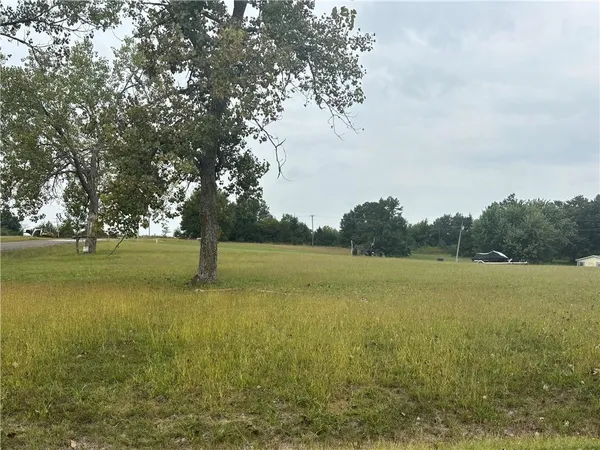 $50,000 | 2227 & 2228 Lake, Gallatin, MO 64640