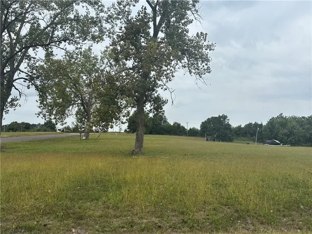 $50,000 | 2227 & 2228 Lake, Gallatin, MO 64640