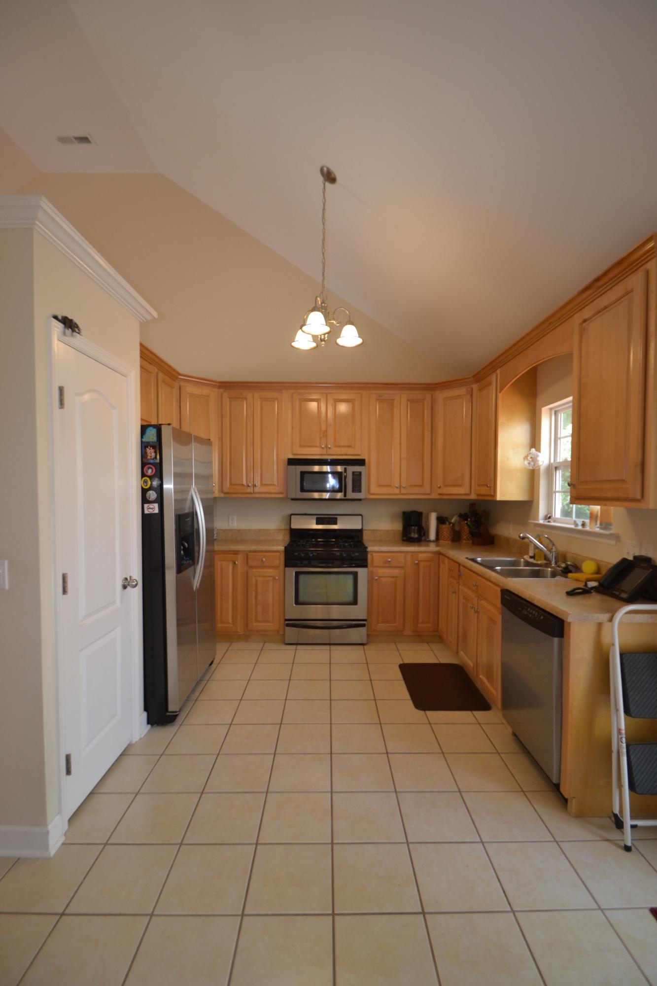 7363 British Road Ooltewah, TN 37363 - Photo 8 of 38 DSC_0704.jpg