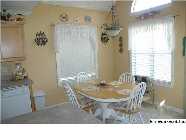 716 Barkley Circle Alabaster, AL 35007 - Photo 4 of 13