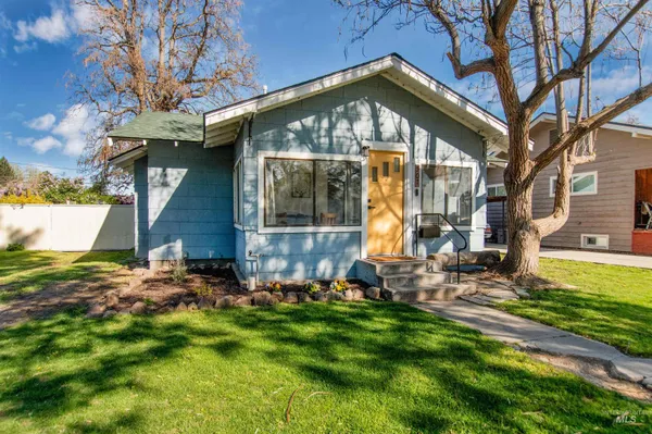$290,000 | 507 6th Avenue South, Nampa, ID 83651