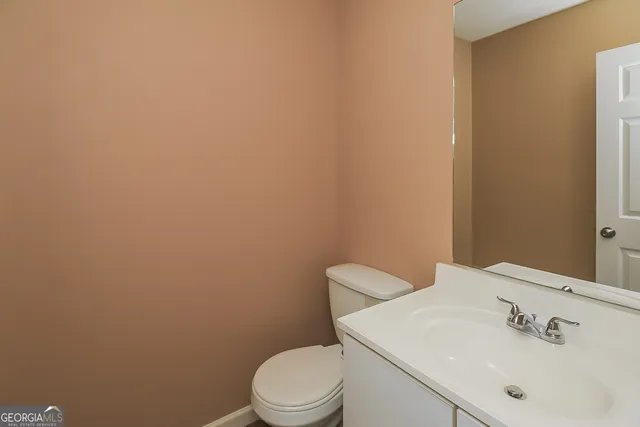 $2,075 | 2095 Sugar Creek Falls Court, Atlanta, GA 30316