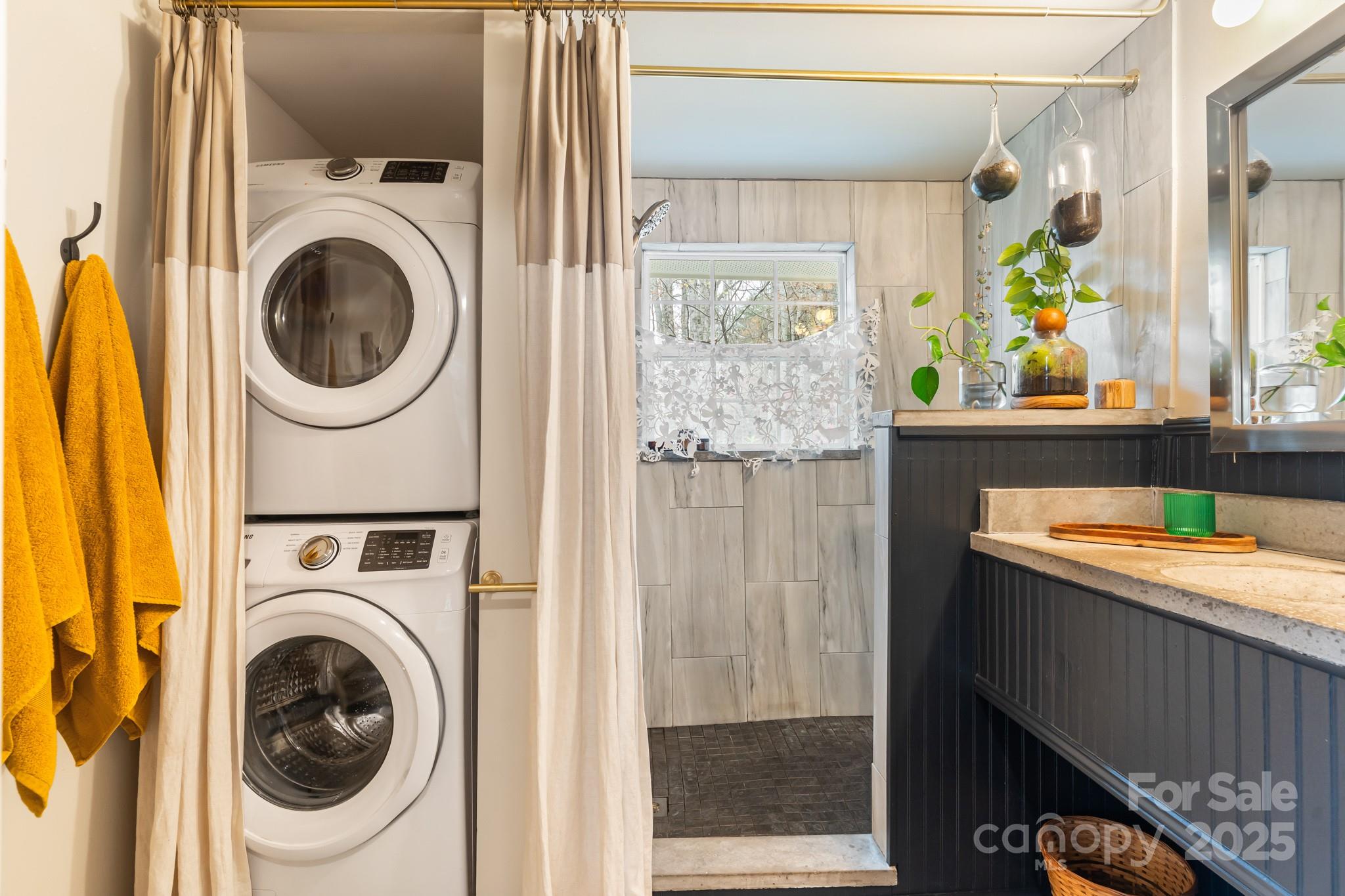 200 Nimitz Drive Brevard, NC 28712 - Photo 23 of 44 a utility room with sink dryer and washer