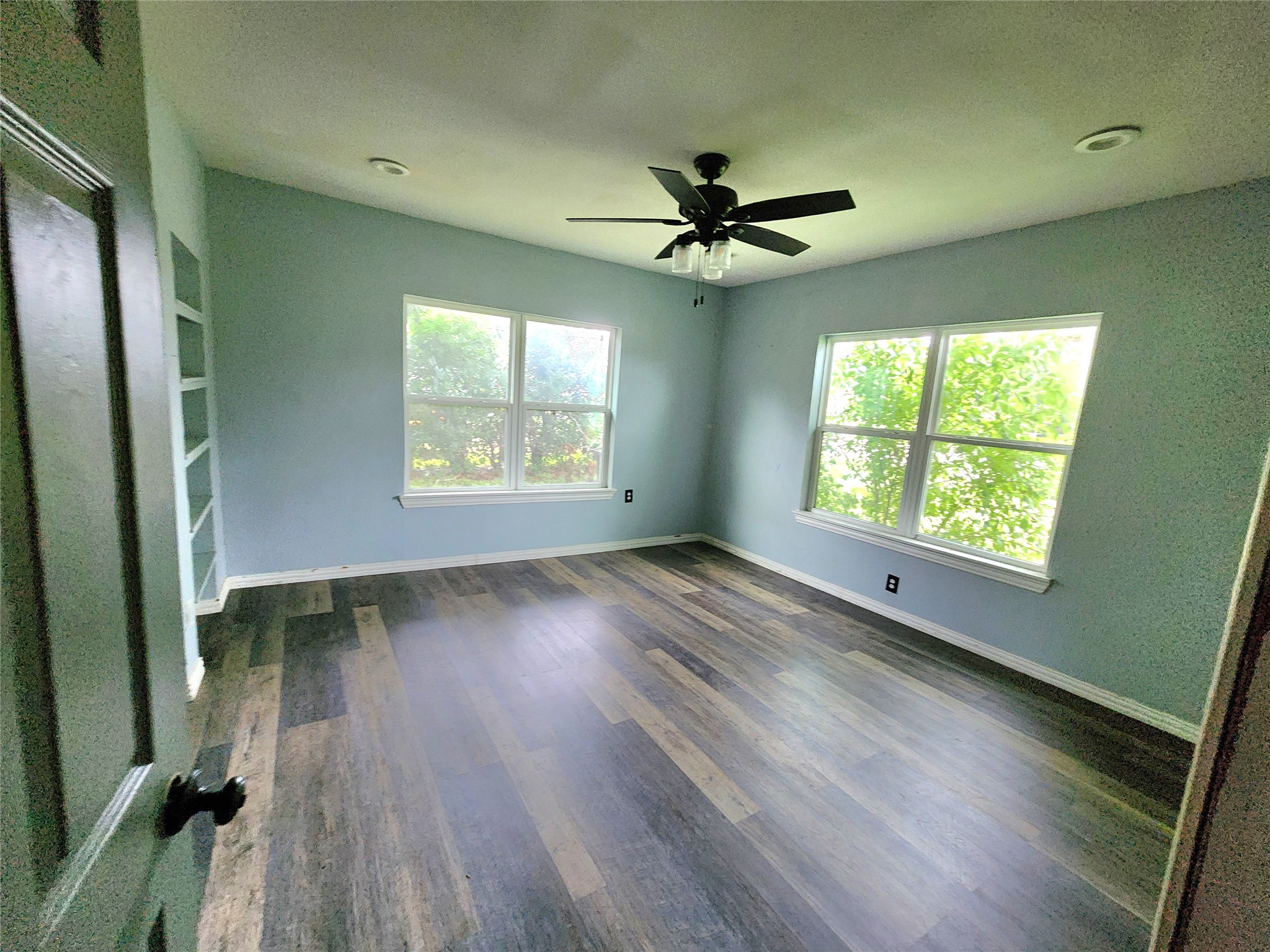 123 East Davis Street Luling, TX 78648 - Photo 8 of 14