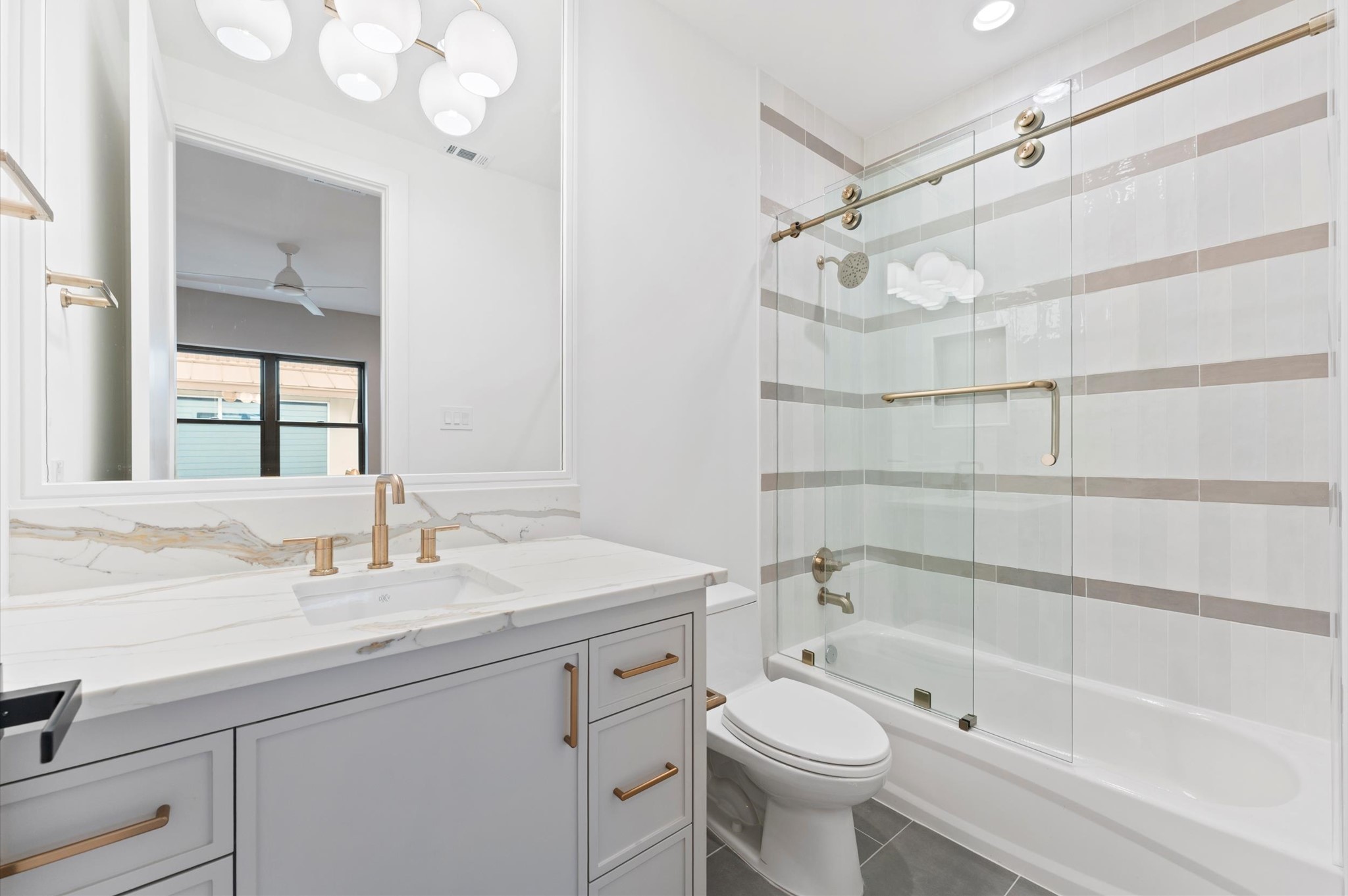 5306 Gibson Street Houston, TX 77007 - Photo 33 of 47