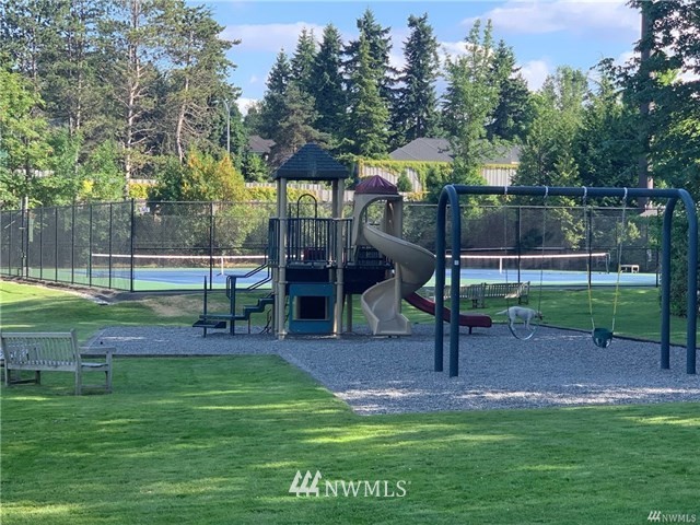 8460 Hunts Point Lane Hunts Point, WA 98004 - Photo 24 of 25