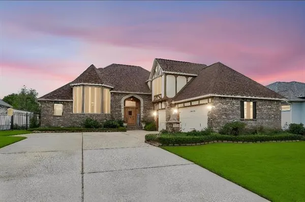 $705,000 | 1537 Cuttysark Cove, Slidell, LA 70458