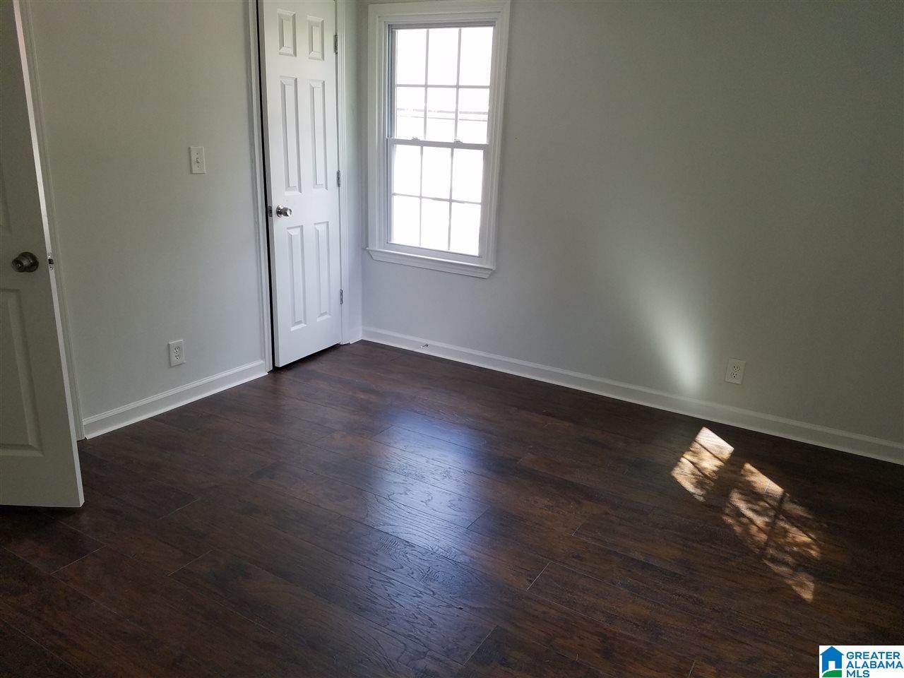 302 6th Avenue East Oneonta, AL 35121 - Photo 7 of 14