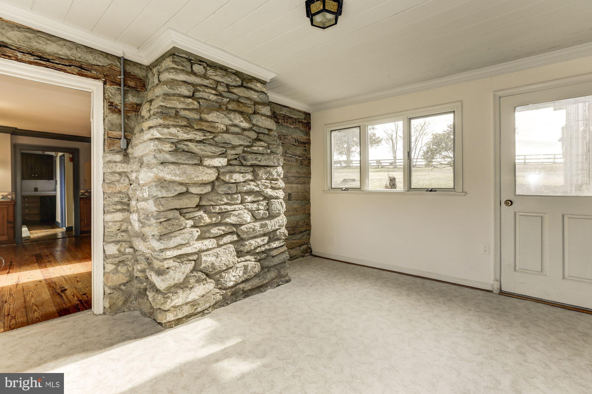 10187 Cliff Mills Road Marshall, VA 20115 - Photo 30 of 46 Mudroom into garage